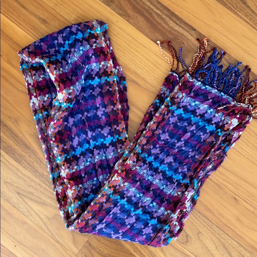 Scarf - Picture 3 of 14